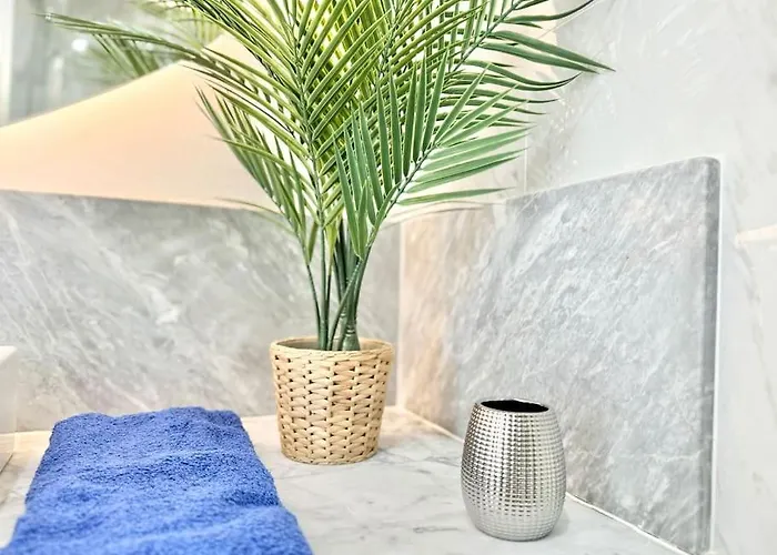 Welcome To Bali A Luxurious Modern Getaway Villa Los Cristianos (Tenerife)